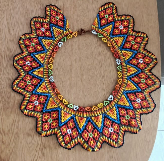 COLLAR RAICES DE LUZ