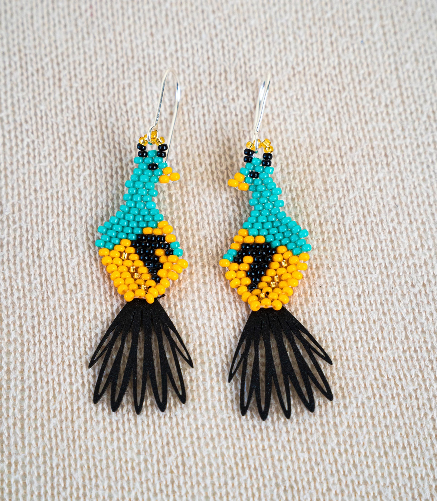 ARETES CANTO DEL AMANECER