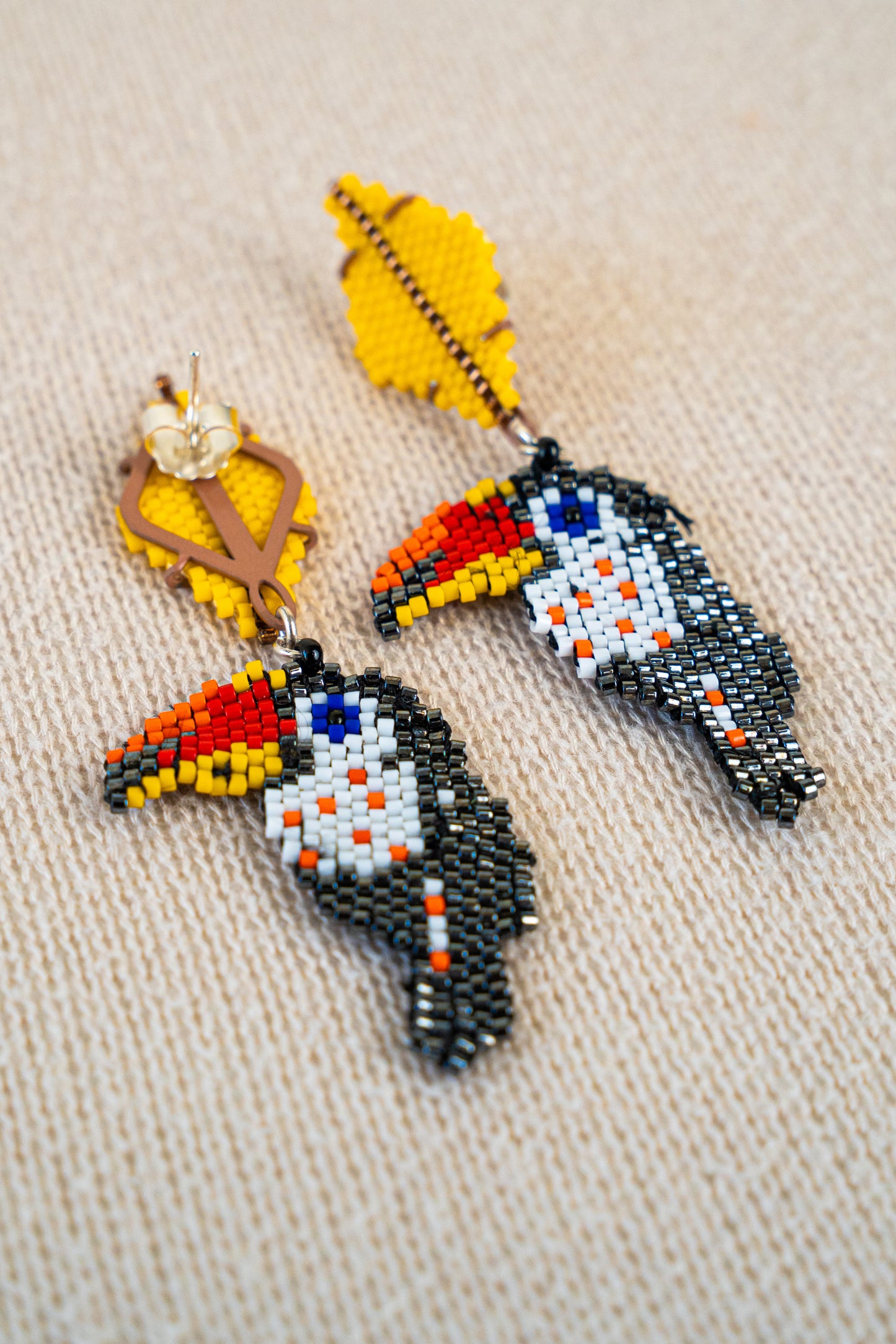 ARETES TUCÁN ESMERALDA