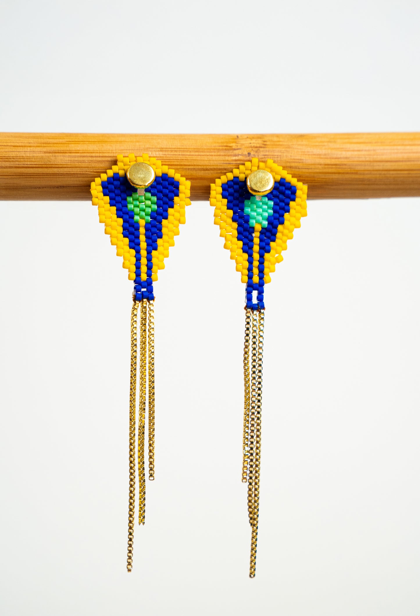 ARETES RAYOS DE LAS MONTAÑAS