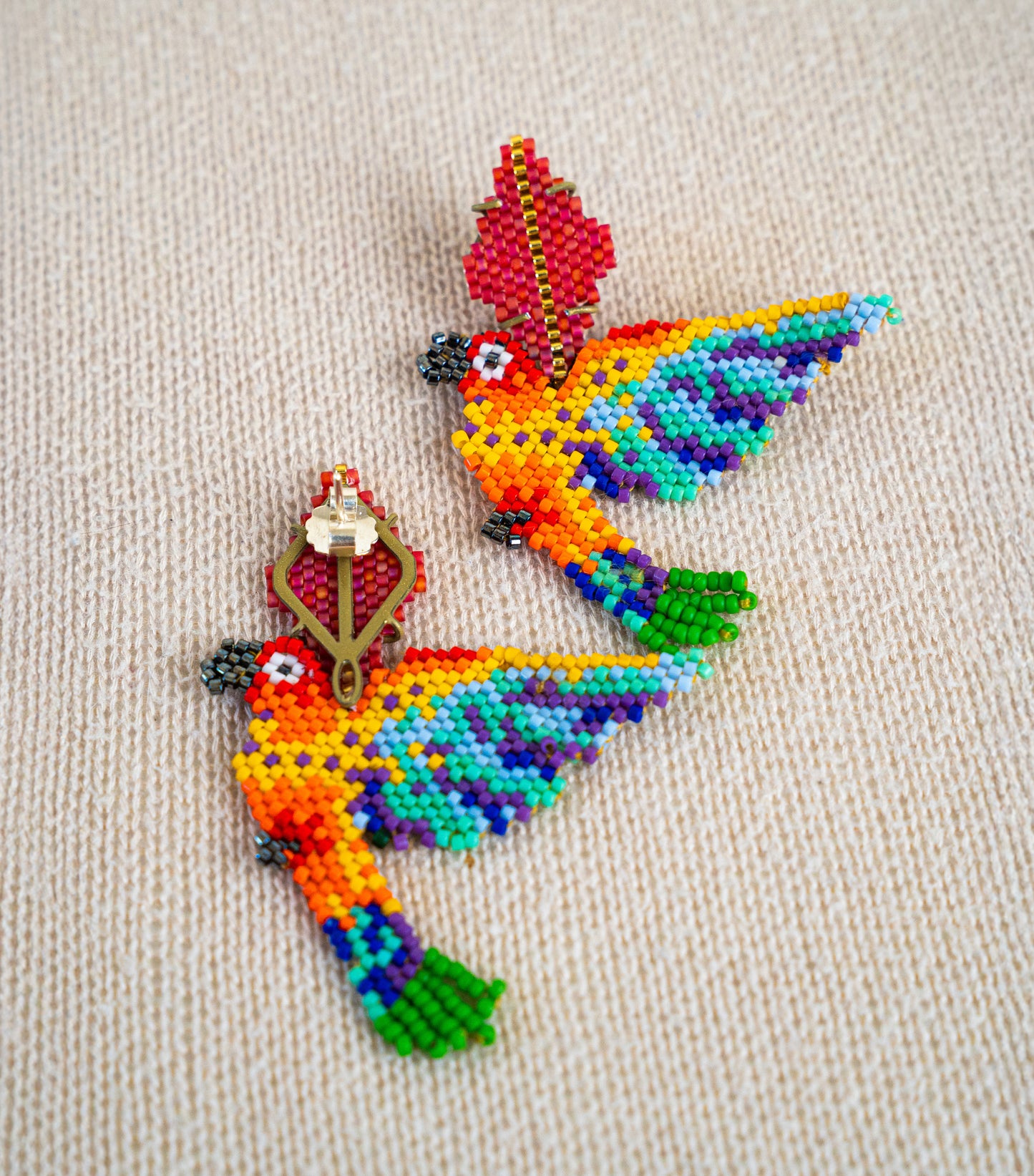 ARETES MENSAJERAS DEL SOL