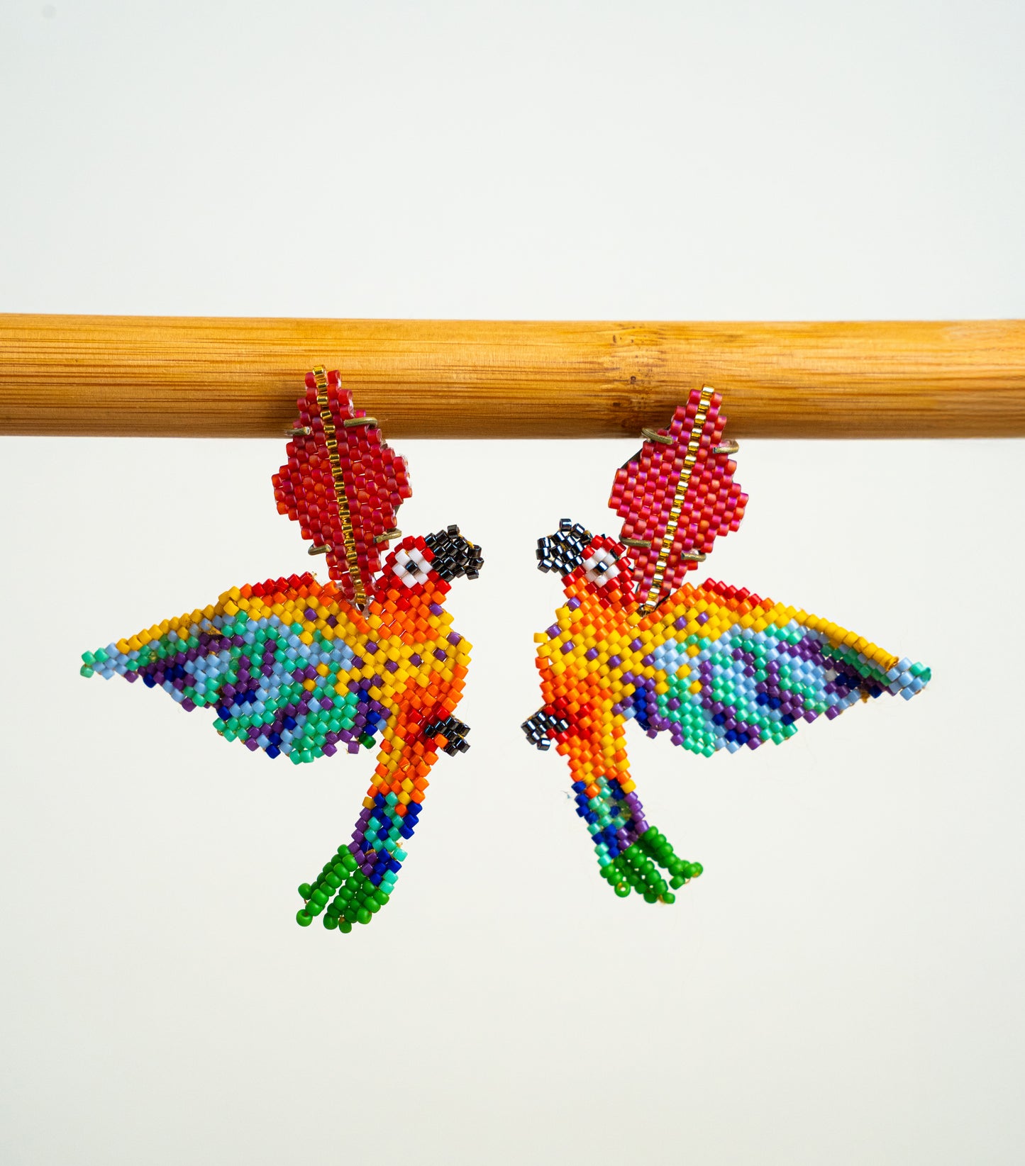 ARETES MENSAJERAS DEL SOL