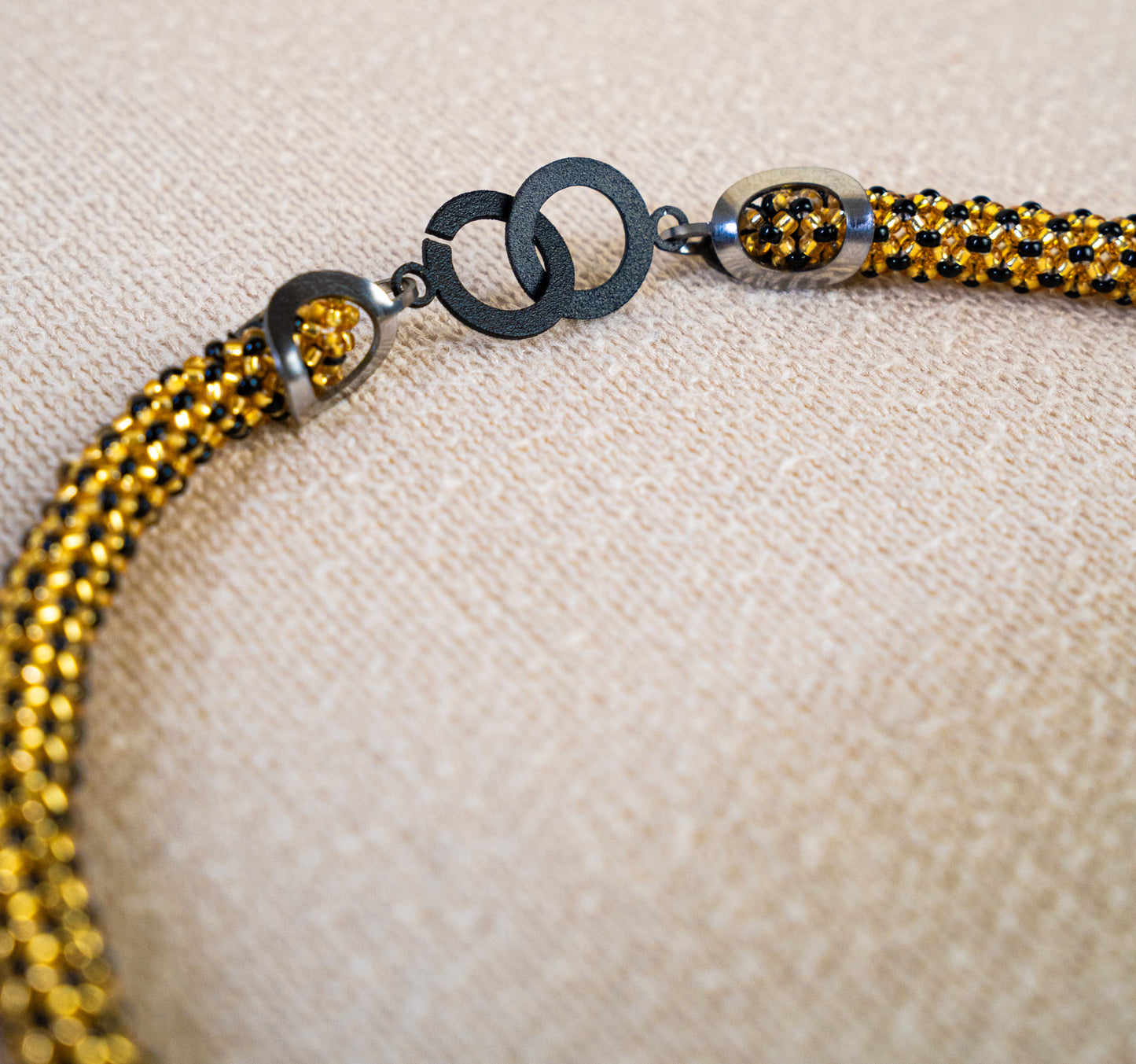 RAICES DEL MANGLAR DE ORO